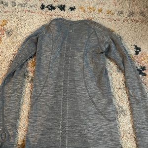 Lululemon swiftly tech gray size 2